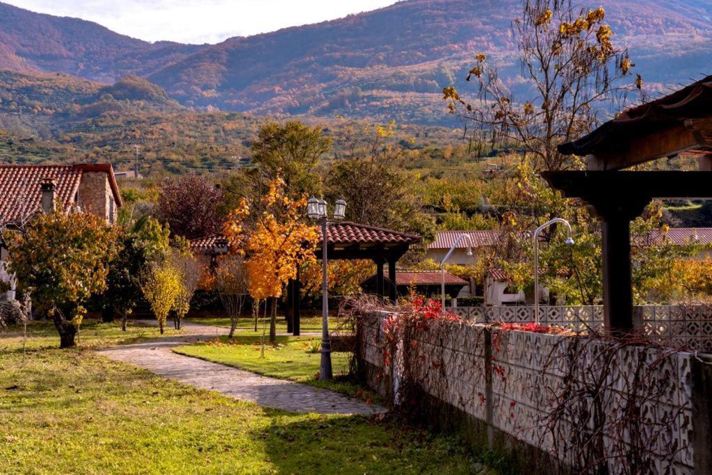 La Canada Del Valle Del Jerte Наваконсехо Экстерьер фото